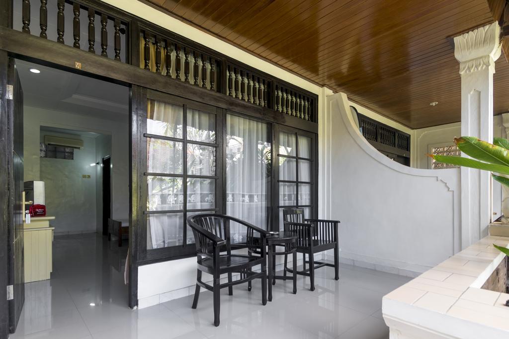 Reddoorz @ Poppies Lane 1 Otel Kuta Lombok Dış mekan fotoğraf